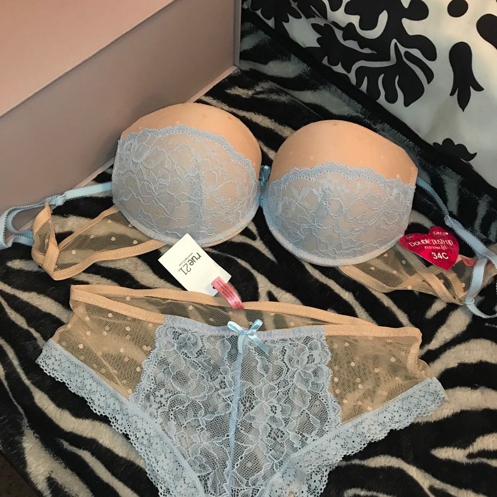 Sweetheart lingerie set